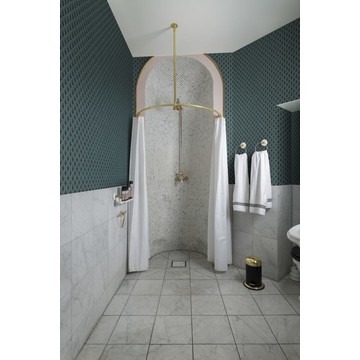 R21388_peacocks_room