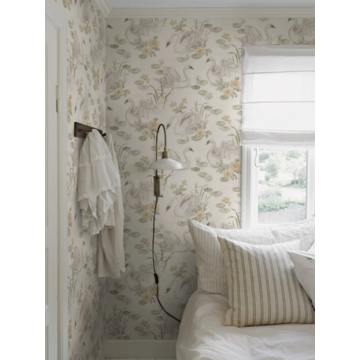 6926_LilySwan_Roomshot