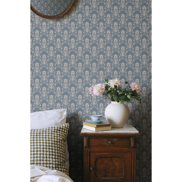 S10461_Alva_Indigo-Blue_Sandberg-Wallpaper_interior2